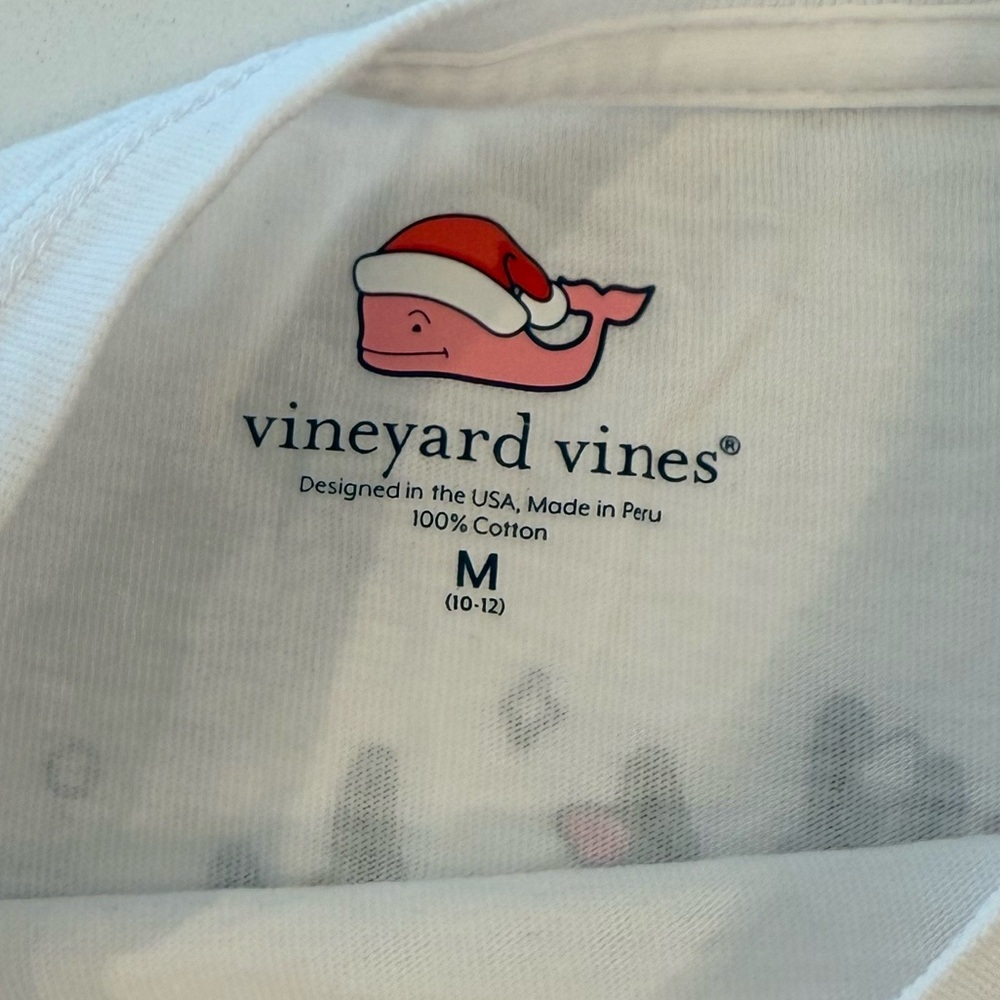 Vineyard Vines Girls Long-Sleeve Reindeer Whale Pocket Tee - Picture 5 of 5